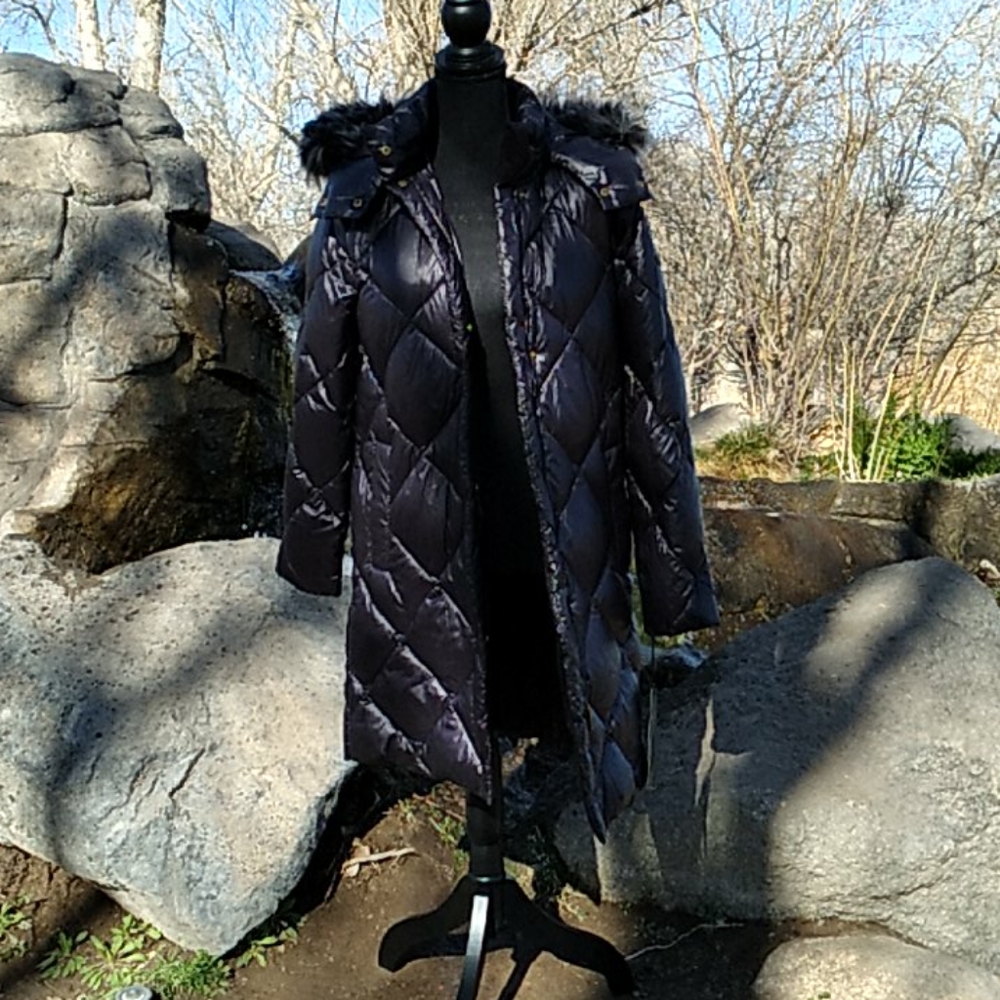 NEW  DONNA KARAN Ladies Coat
